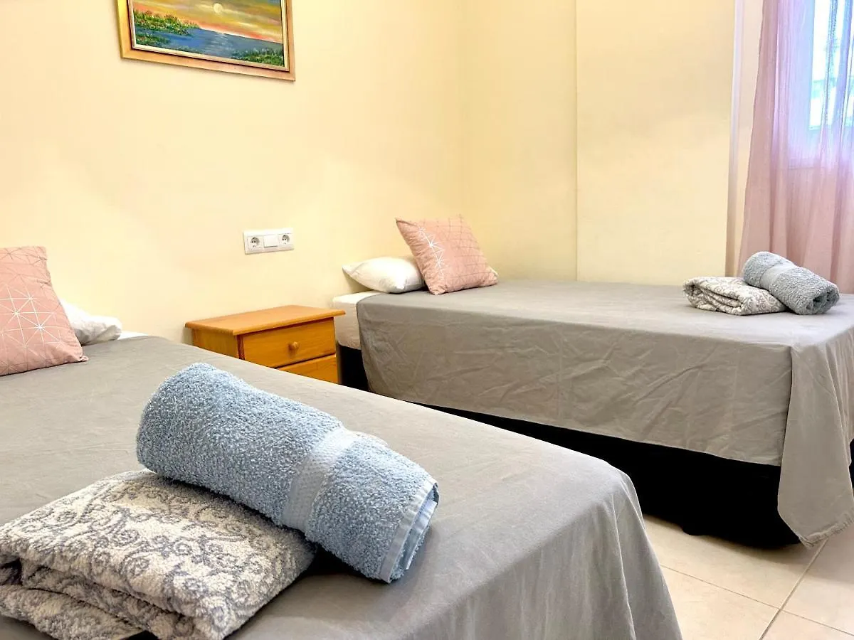Spacious, Comfortable And Close To The Beach Torre Del Mar