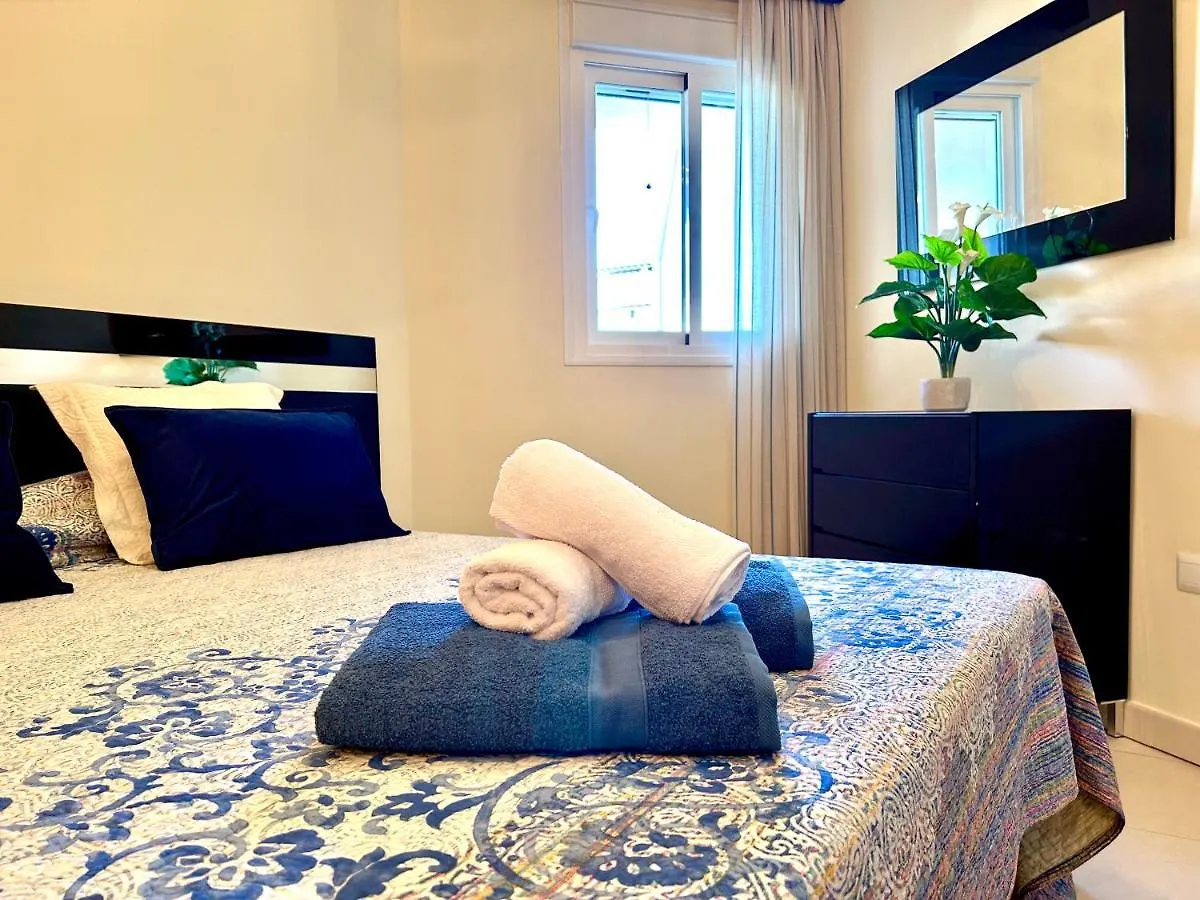 Apartment Spacious, Comfortable And Close To The Beach Torre Del Mar Spain