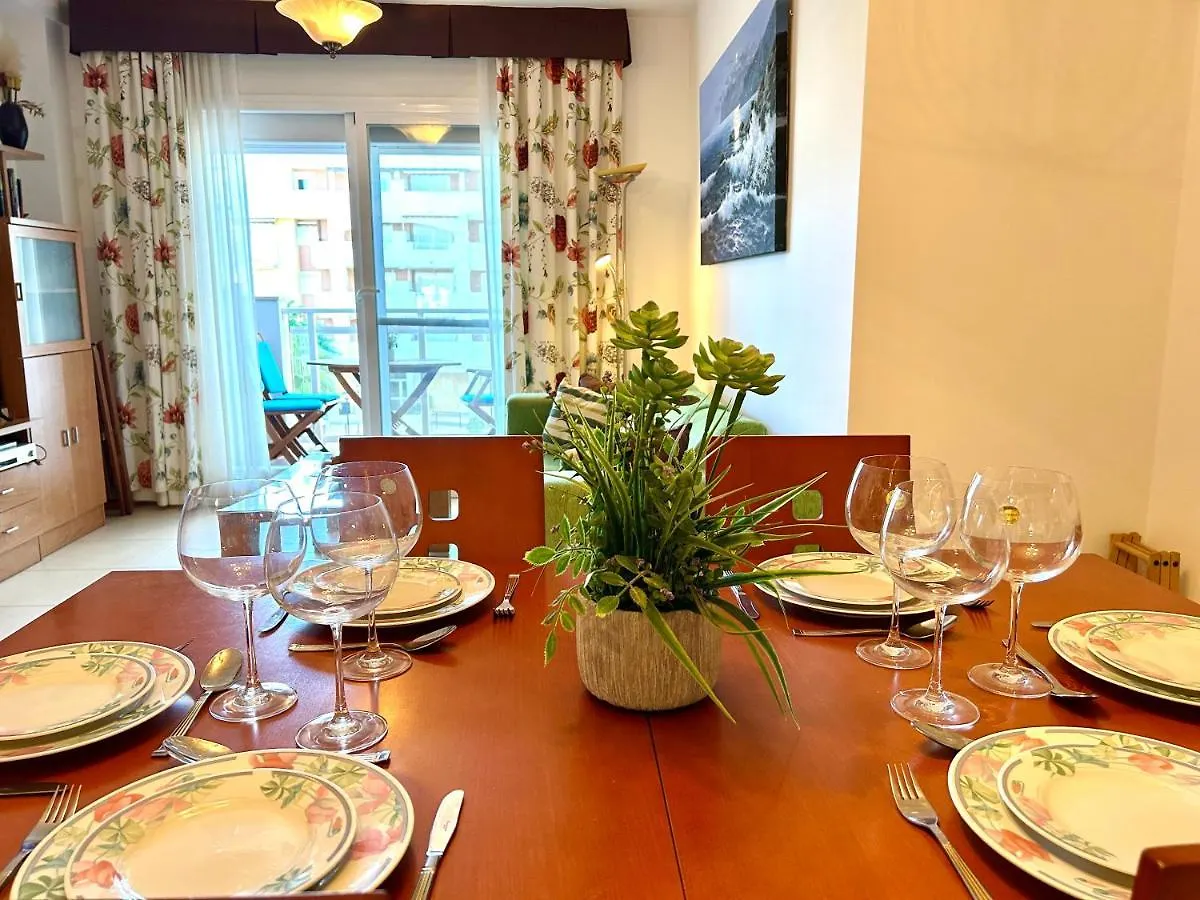 Apartment Spacious, Comfortable And Close To The Beach Torre Del Mar Spain